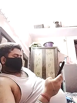 Snapshot of bobbyronak chatting on 16, 2, 2025 bobbyronak online show from 16, 2, 2025