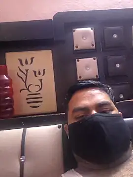 Snapshot of bobbyronak chatting on 1, 3, 2025 bobbyronak online show from 1, 3, 2025