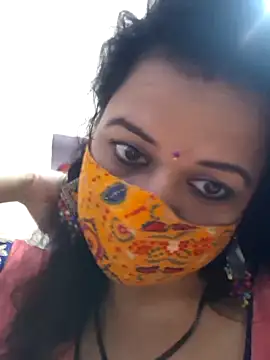 Snapshot of bobbyronak chatting on 8, 3, 2025 bobbyronak online show from 8, 3, 2025