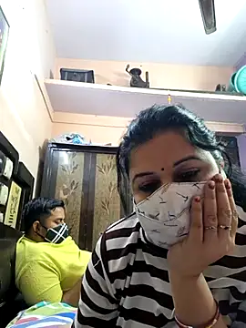 Snapshot of bobbyronak chatting on 25, 11, 2025 bobbyronak online show from 25, 11, 2025