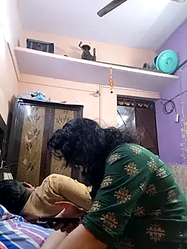 Snapshot of bobbyronak chatting on 26, 11, 2025 bobbyronak online show from 26, 11, 2025