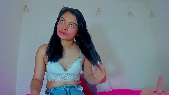 Snapshot of Lori_Evanss chatting on 20, 2, 2025 Lori Evanss online show from 20, 2, 2025