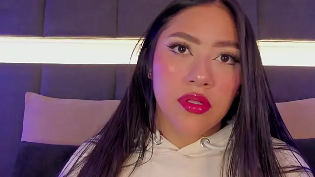 nicolle pierce online show from 30, 1, 2025