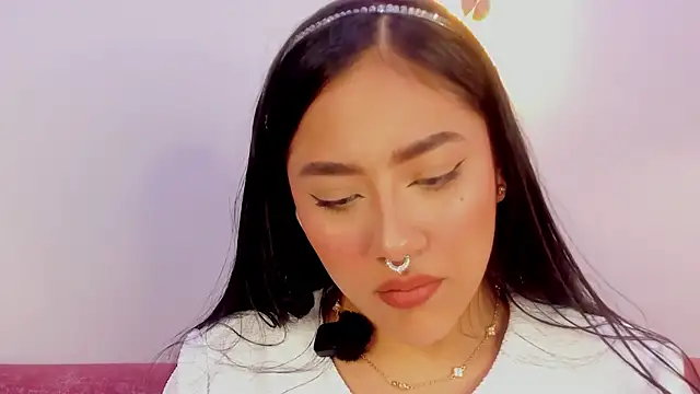 nicolle pierce online show from 12, 1, 2026