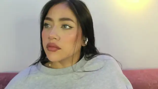 nicolle pierce online show from 16, 1, 2026