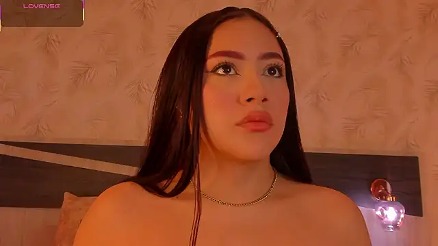 nicolle pierce online show from 12, 3, 2026