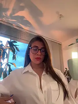 MariaIsabella8 online show from 13, 5, 2026