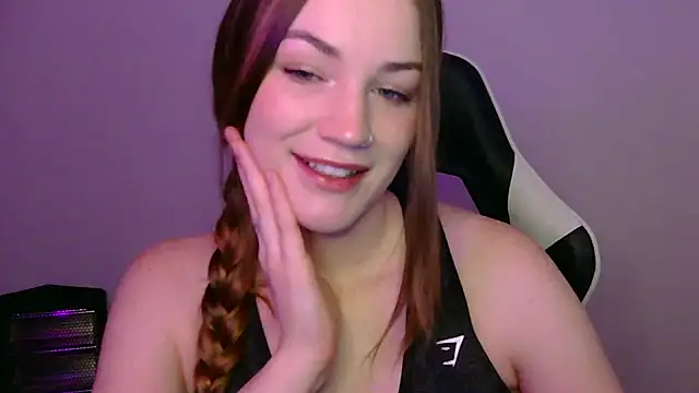 Snapshot of KLEOKILLS chatting on 7, 10, 2025 KLEOKILLS online show from 7, 10, 2025