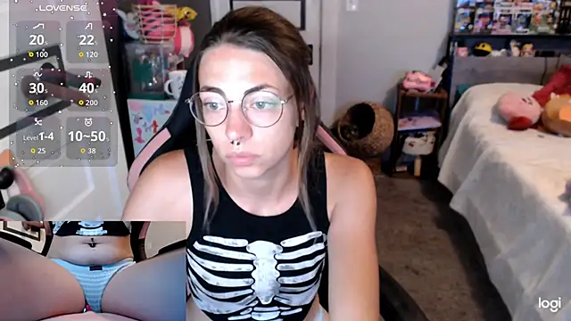 Snapshot of KSwonderland6 chatting on 25, 9, 2025 KSwonderland6 online show from 25, 9, 2025