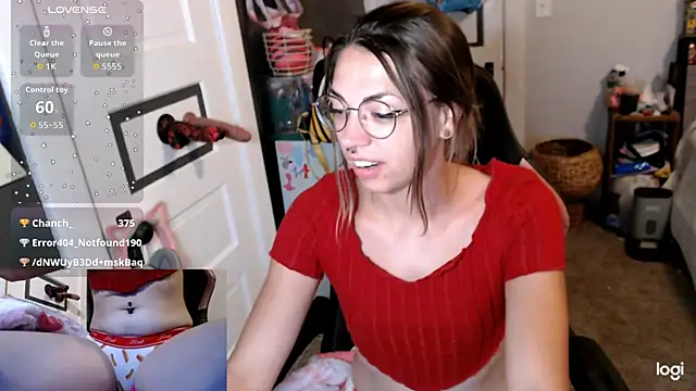 Snapshot of KSwonderland6 chatting on 11, 10, 2025 KSwonderland6 online show from 11, 10, 2025