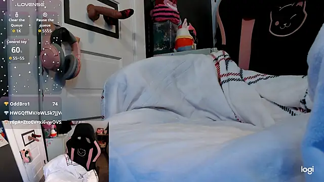 Snapshot of KSwonderland6 chatting on 2, 12, 2025 KSwonderland6 online show from 2, 12, 2025