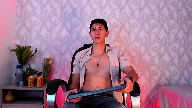 Snapshot of Dorianmistery2322_ chatting on 12, 12, 2024 Dorianmistery2322 online show from 12, 12, 2024