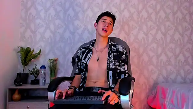 Snapshot of Dorianmistery2322_ chatting on 17, 1, 2025 Dorianmistery2322 online show from 17, 1, 2025