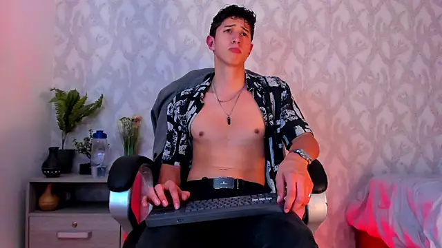 Snapshot of Dorianmistery2322_ chatting on 17, 1, 2025 Dorianmistery2322 online show from 17, 1, 2025