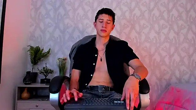 Snapshot of Dorianmistery2322_ chatting on 19, 1, 2025 Dorianmistery2322 online show from 19, 1, 2025