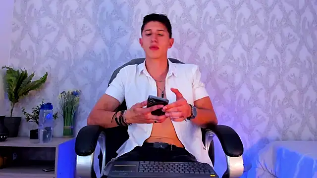 Snapshot of Dorianmistery2322_ chatting on 30, 1, 2025 Dorianmistery2322 online show from 30, 1, 2025