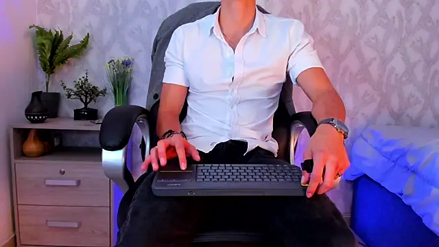 Snapshot of Dorianmistery2322_ chatting on 31, 1, 2025 Dorianmistery2322 online show from 31, 1, 2025