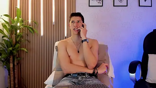 Snapshot of Dorianmistery2322_ chatting on 20, 11, 2025 Dorianmistery2322 online show from 20, 11, 2025