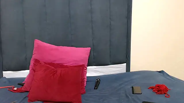 Snapshot of kittykhloe22 chatting on 27, 2, 2025 kittykhloe22 online show from 27, 2, 2025