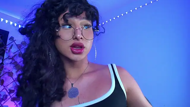 Heka Prudence online show from 13, 12, 2024