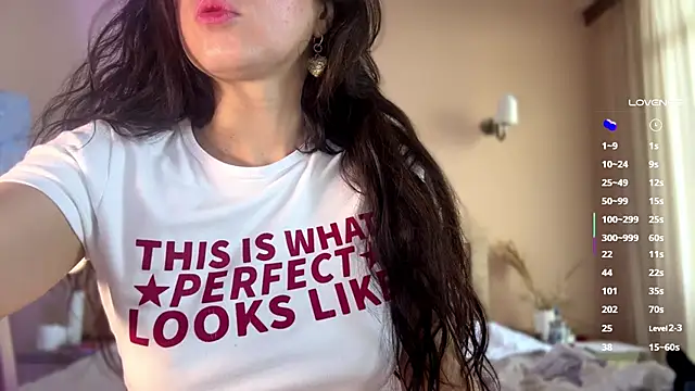 Lora Squirt online show from 5, 11, 2025