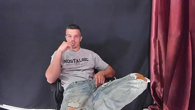 Snapshot of DonyBrown chatting on 17, 5, 2026 DonyBrown online show from 17, 5, 2026