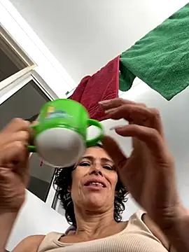 MireyaTorresGu online show from 21, 11, 2025