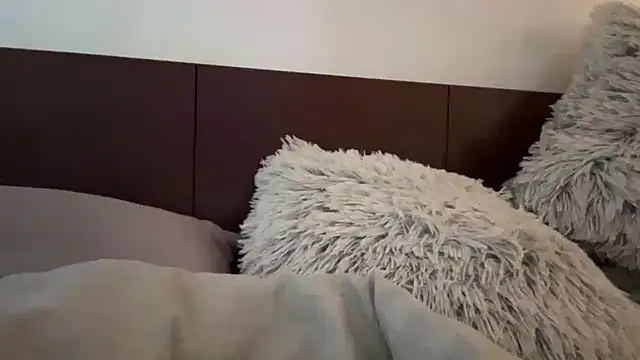 yorkshiregal online show from 7, 12, 2024