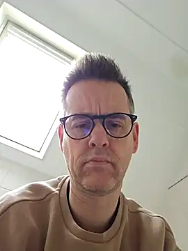 Hectorthyssen1 online show from 19, 1, 2025