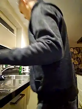 Hectorthyssen1 online show from 7, 2, 2025