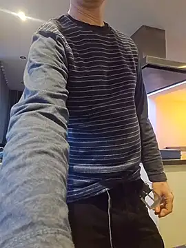 Hectorthyssen1 online show from 17, 4, 2026