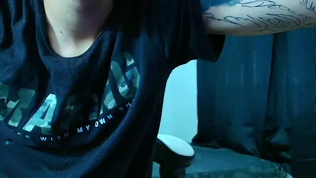 Zacktk7 online show from 8, 3, 2025