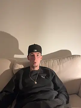 MikesWood21 online show from 7, 10, 2025