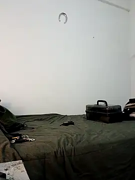 jhonyhot9292 online show from 13, 4, 2026