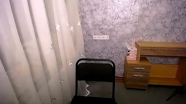 Snapshot of Queen_ofLove chatting on 23, 12, 2024 Queen ofLove online show from 23, 12, 2024