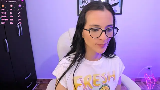 mariaan m  online show from 4, 1, 2025