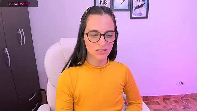 mariaan m  online show from 11, 2, 2025