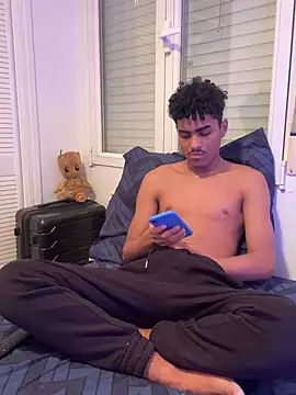 Ryan-hot online show from 4, 3, 2025