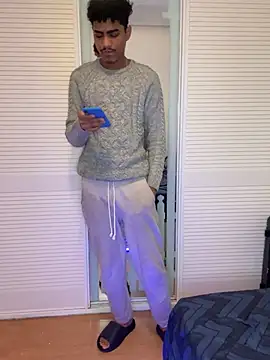 Ryan-hot online show from 4, 3, 2025