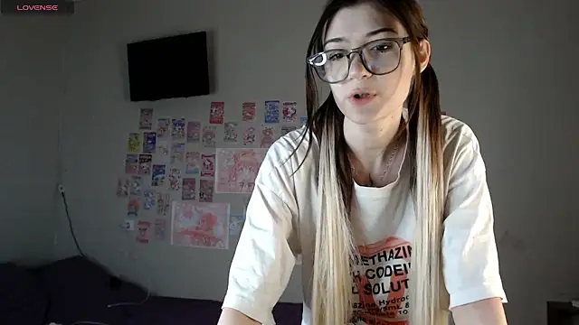 Cyber hoe online show from 16, 3, 2025