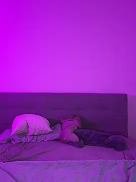 lunawolf21 online show from 27, 12, 2024