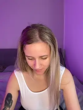 lunawolf21 online show from 14, 11, 2025