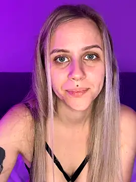 lunawolf21 online show from 24, 11, 2025