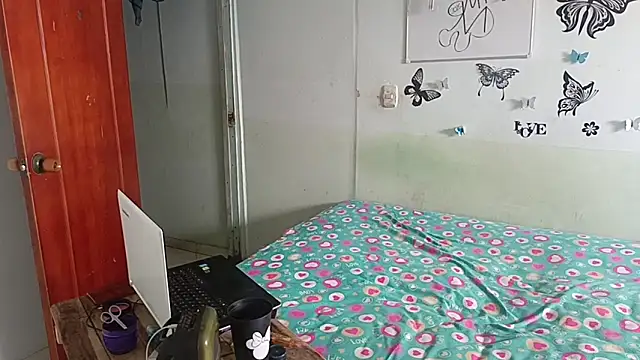 luxandracon23 online show from 19, 3, 2025