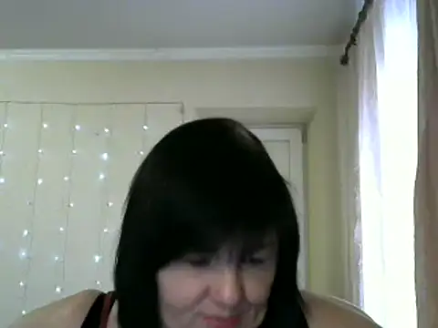EmiliaLooo online show from 12, 3, 2025