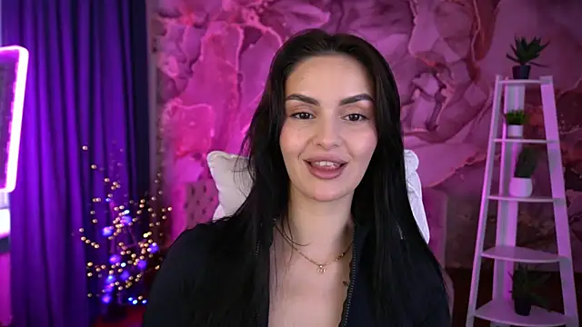 Snapshot of MilashaLovely chatting on 4, 11, 2025 MilashaLovely online show from 4, 11, 2025