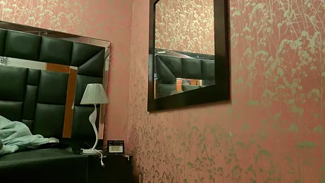 Snapshot of Sofia_martiin chatting on 15, 11, 2025 Sofia martiin online show from 15, 11, 2025