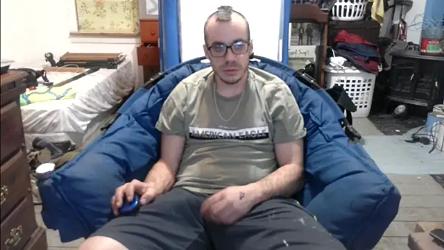 Snapshot of ScubaStevex chatting on 9, 3, 2025 ScubaStevex online show from 9, 3, 2025