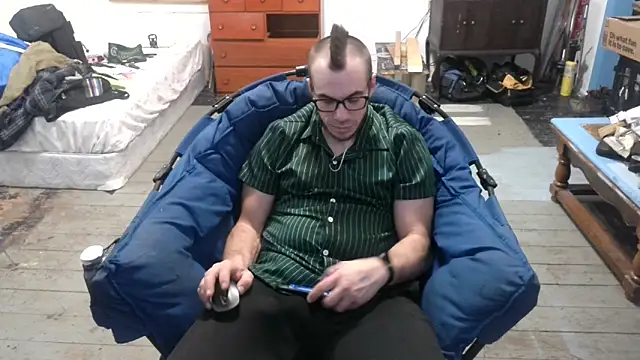 Snapshot of ScubaStevex chatting on 12, 3, 2025 ScubaStevex online show from 12, 3, 2025