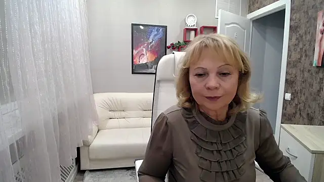 Milla Cutie18 online show from 12, 3, 2025